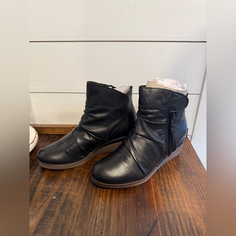 Miz Mooz Mayleen Boot Wedge Heels 🖤